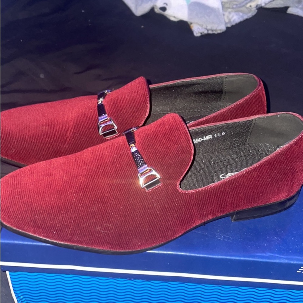 Men’s loafers size 11.5